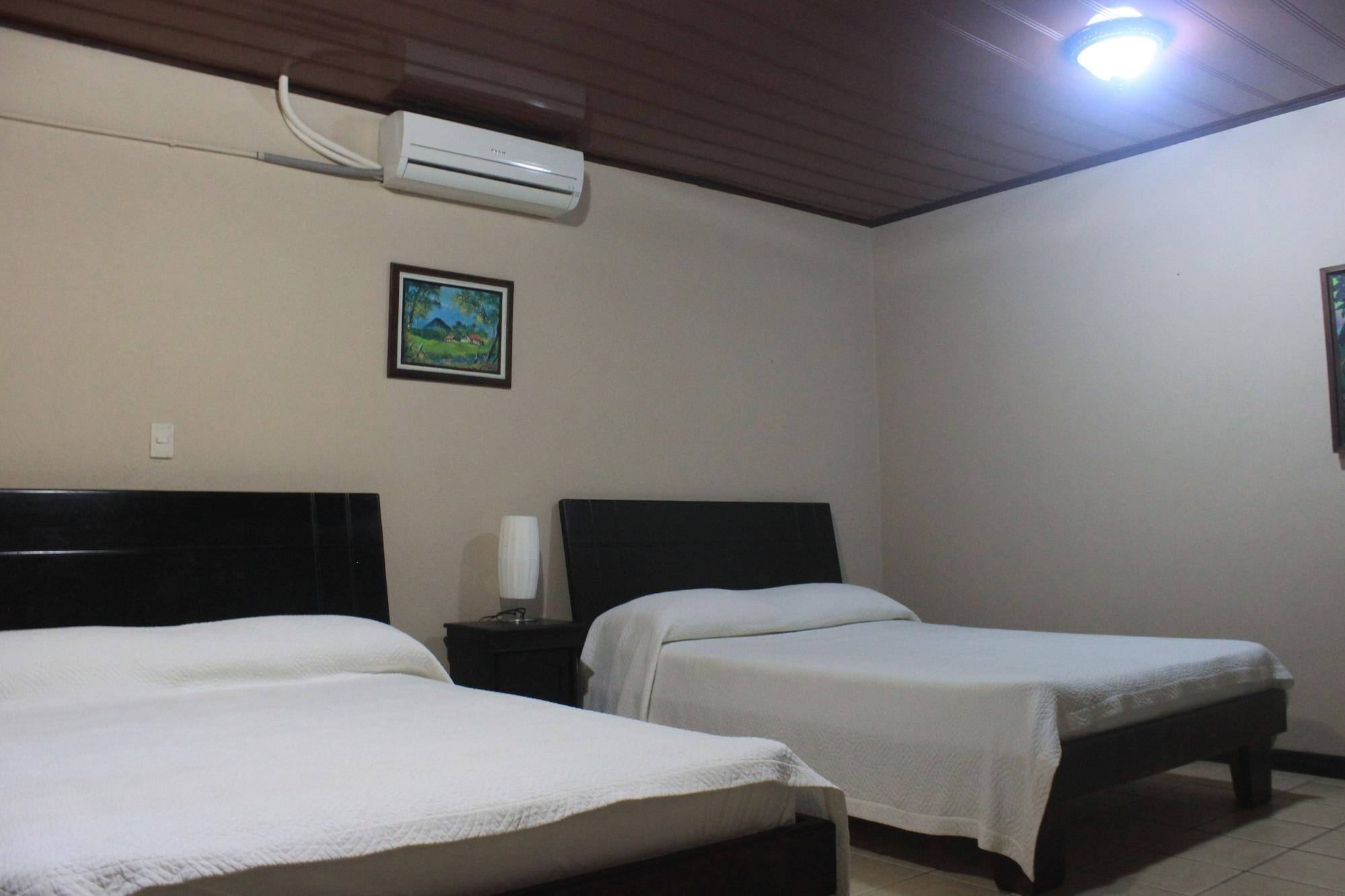 Hotel Santa Maria Inn San Juan Abajo Екстер'єр фото